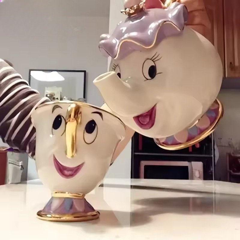 Home Decor Disney - Czajnik Uroczy Manga Dzbanek do Kawy